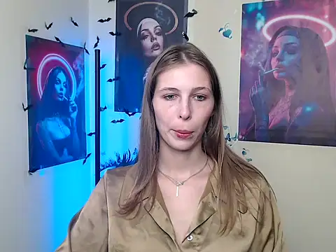 Snapshot of StrangerGi chatting on 09-12-25, 11:43 StrangerGi online show from 09-12-25, 11:43