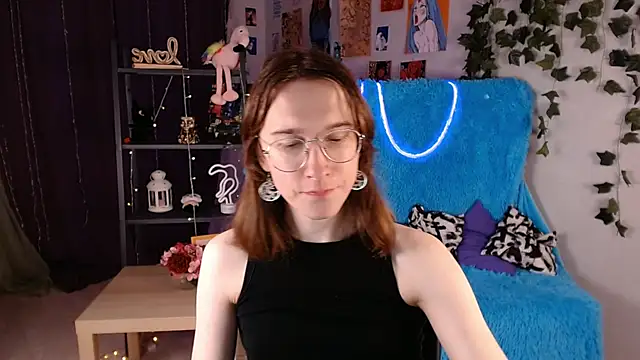 Hermione Reid online show from 01-19-25, 05:26