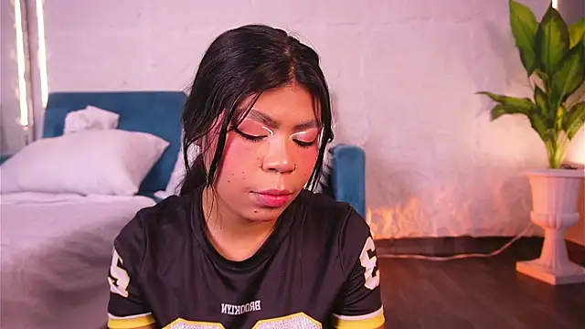 CailynBrowm online show from 04-18-26, 04:26