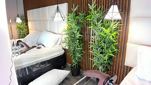 CailynBrowm online show from 10-09-25, 04:35