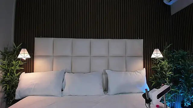 CailynBrowm online show from 11-08-25, 04:38