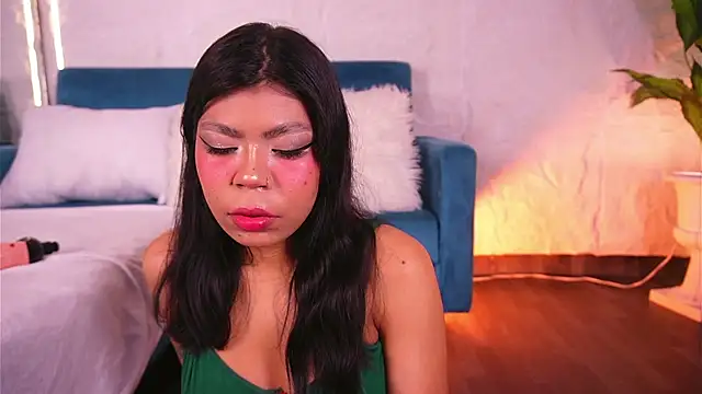 CailynBrowm online show from 04-15-26, 03:45