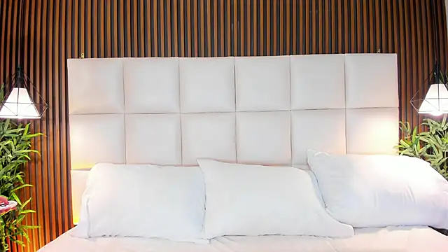 CailynBrowm online show from 12-20-25, 04:15