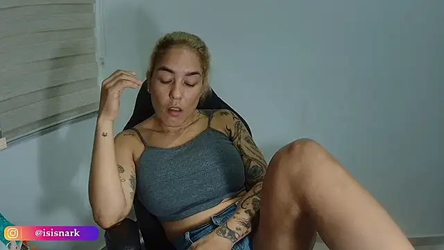 Isis69  online show from 10-28-25, 01:28