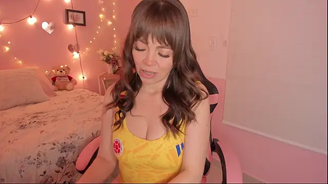 emilyharrix online show from 06-17-26, 08:41