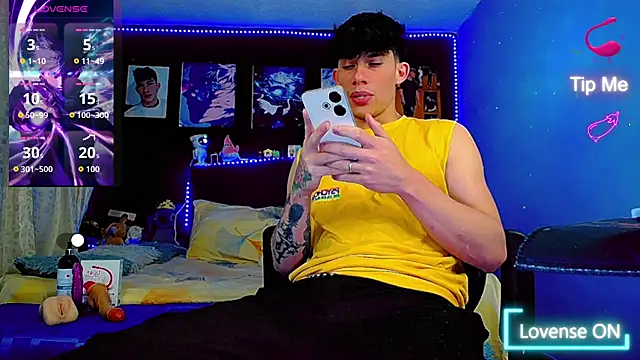 thiagomurphyy online show from 10-28-25, 11:47