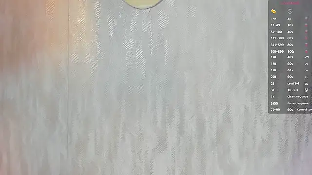 MelanieRioss online show from 11-07-25, 01:15