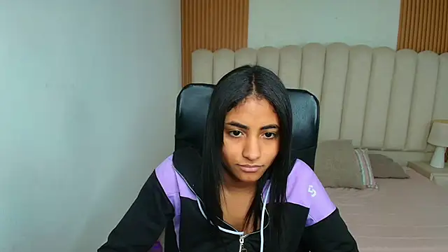 Snapshot of shaneelle chatting on 02-20-26, 06:19 shaneelle online show from 02-20-26, 06:19