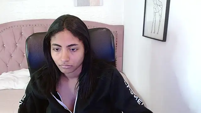 shaneelle online show from 11-11-25, 03:12