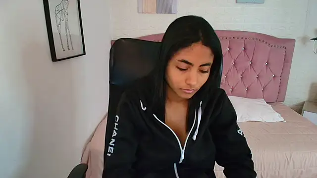 shaneelle online show from 12-03-25, 03:07