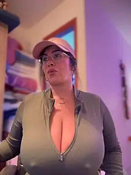 Saorii kiido online show from 10-24-25, 03:49