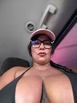 Saorii kiido online show from 02-06-25, 08:13