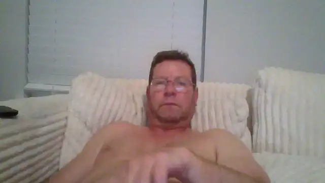 Goldenbear3111 online show from 06-11-26, 12:54