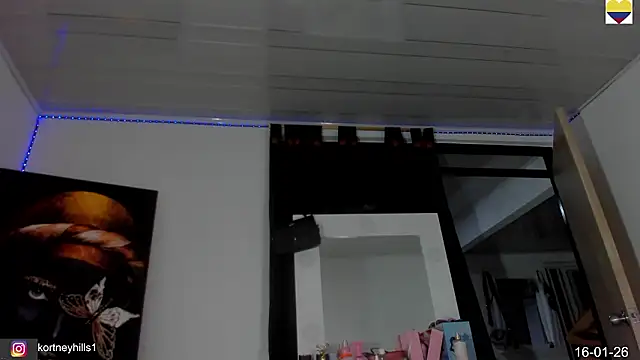 Snapshot of sexykortney chatting on 01-17-26, 03:43 sexykortney online show from 01-17-26, 03:43