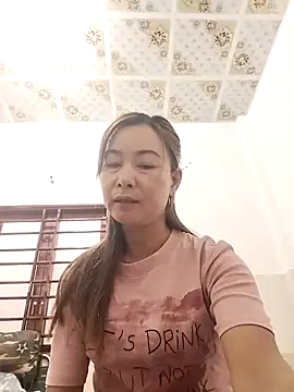 Sexy-ladyboobs20 online show from 03-13-25, 12:37