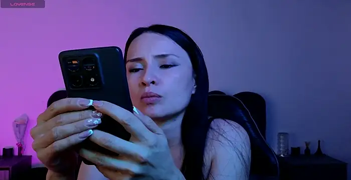 cristal hilton 10 online show from 02-07-26, 12:18