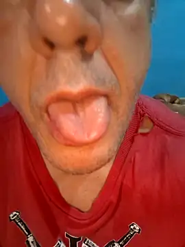 Snapshot of Carlossantos07 chatting on 03-27-26, 10:27 Carlossantos07 online show from 03-27-26, 10:27