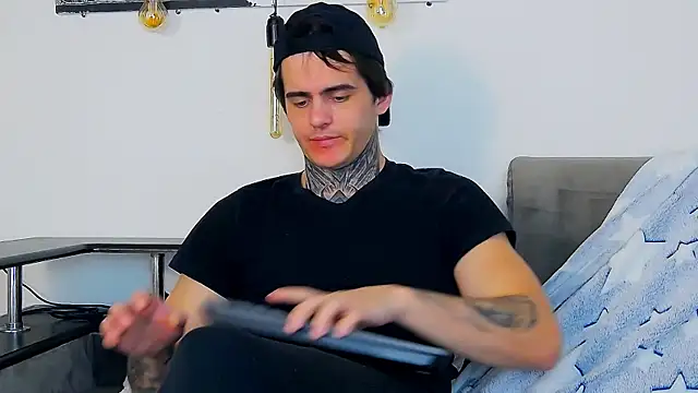 CarterCole online show from 01-12-26, 11:39