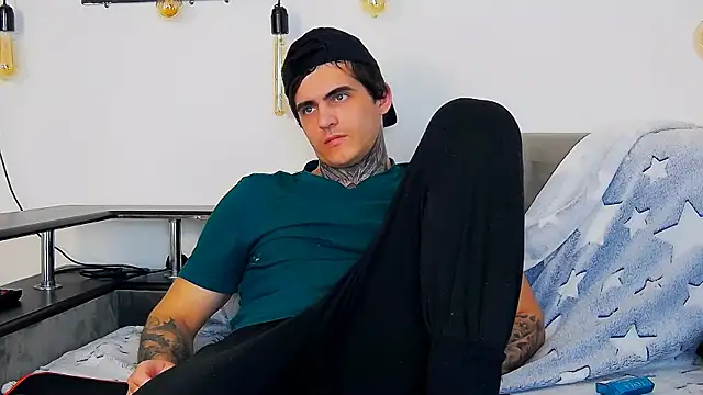 CarterCole online show from 01-06-26, 01:48