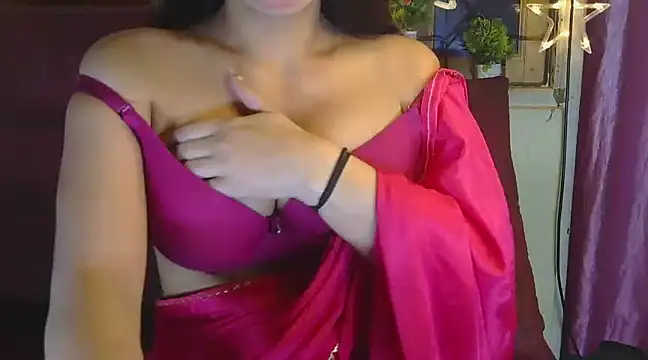 Snapshot of sexy_shivi chatting on 01-22-25, 05:49 sexy shivi online show from 01-22-25, 05:49