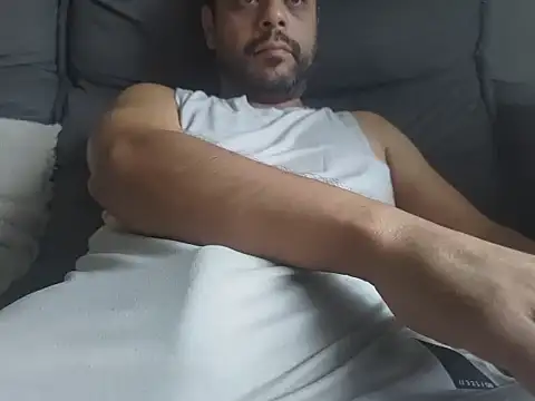 Snapshot of HornyBeachBoyBR chatting on 09-22-25, 01:17 HornyBeachBoyBR online show from 09-22-25, 01:17