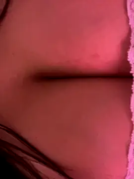 Snapshot of izanmiller2001 chatting on 11-26-25, 03:17 izanmiller2001 online show from 11-26-25, 03:17