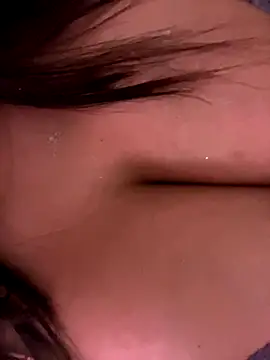 Snapshot of izanmiller2001 chatting on 11-30-25, 03:18 izanmiller2001 online show from 11-30-25, 03:18