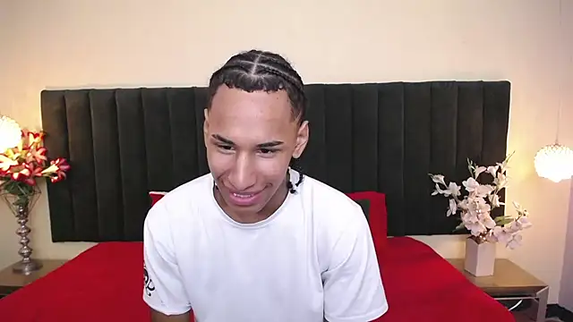 soft attraction online show from 03-25-26, 07:46