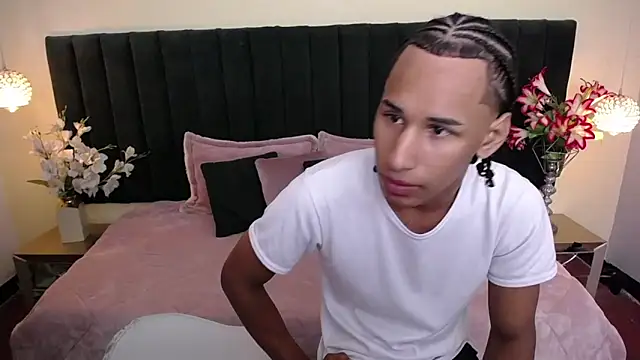 soft attraction online show from 10-14-25, 07:47