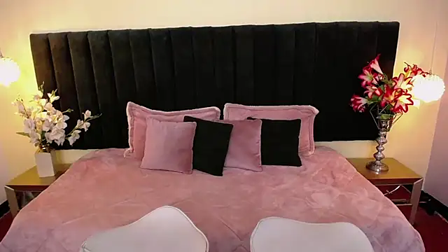 soft attraction online show from 10-15-25, 07:44