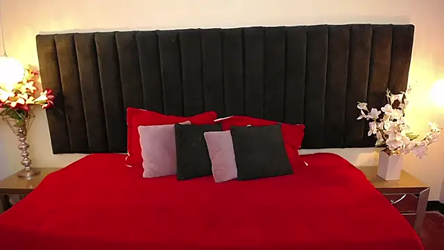 soft attraction online show from 03-31-26, 07:49