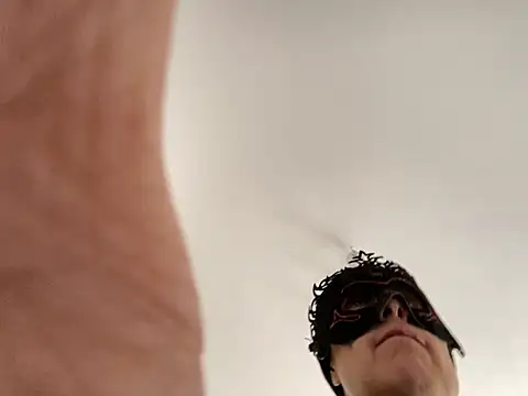 Marilou1983 online show from 03-05-26, 07:49