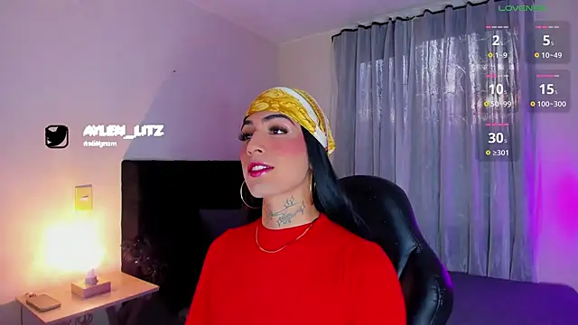 Snapshot of litz81 chatting on 11-05-25, 10:02 litz81 online show from 11-05-25, 10:02