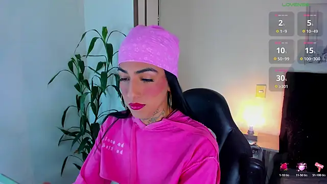 Snapshot of litz81 chatting on 11-20-25, 09:58 litz81 online show from 11-20-25, 09:58