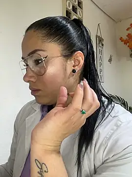 Snapshot of Sweet__Nurse1 chatting on 04-25-26, 06:49 Sweet Nurse1 online show from 04-25-26, 06:49