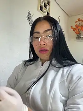 Snapshot of Sweet__Nurse1 chatting on 05-13-26, 04:36 Sweet Nurse1 online show from 05-13-26, 04:36