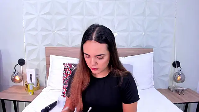 Stacey white  online show from 06-03-26, 08:24