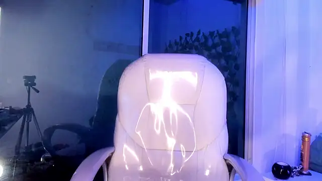 Vic beckeer online show from 02-17-25, 05:25