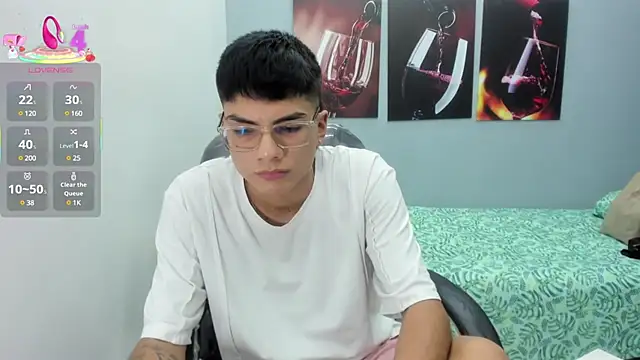 Snapshot of Noha_scott chatting on 03-01-25, 11:04 Noha scott online show from 03-01-25, 11:04