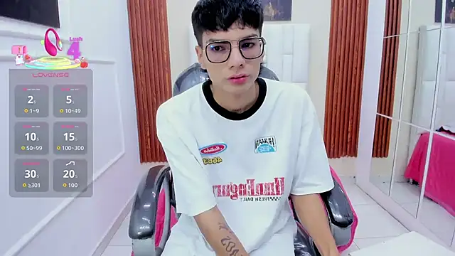 Noha scott online show from 04-12-26, 05:49