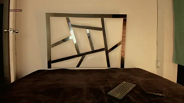 jey 7m online show from 10-23-25, 04:33