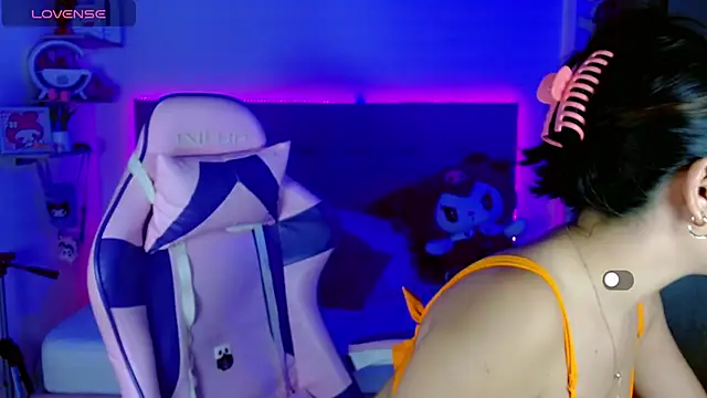 Snapshot of Kylie_brokee chatting on 03-04-25, 09:11 Kylie brokee online show from 03-04-25, 09:11