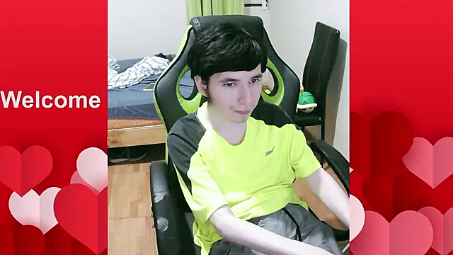 Snapshot of Twink_martinboy chatting on 02-02-26, 01:04 Twink martinboy online show from 02-02-26, 01:04
