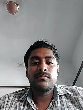 Snapshot of lm12334 chatting on 10-23-25, 08:13 lm12334 online show from 10-23-25, 08:13