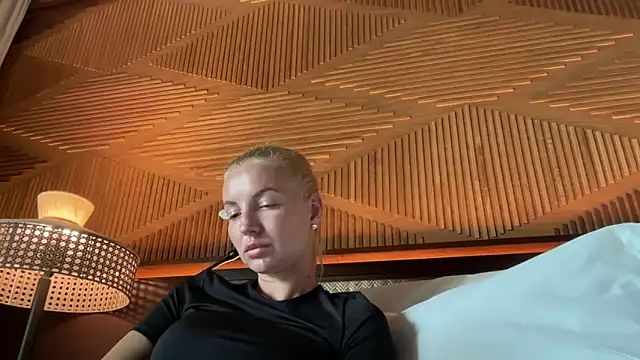 aestetick online show from 11-30-25, 04:24