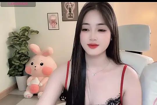 Snapshot of _Aimy_ chatting on 12-15-25, 08:20 Aimy online show from 12-15-25, 08:20