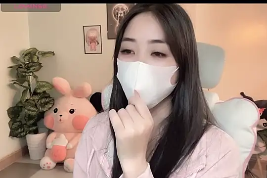 Snapshot of _Aimy_ chatting on 01-12-26, 06:20 Aimy online show from 01-12-26, 06:20