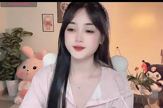 Snapshot of _Aimy_ chatting on 11-30-25, 04:30 Aimy online show from 11-30-25, 04:30