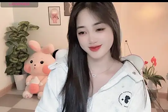 Snapshot of _Aimy_ chatting on 11-29-25, 04:12 Aimy online show from 11-29-25, 04:12