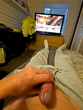 marcis222 online show from 04-28-26, 06:23